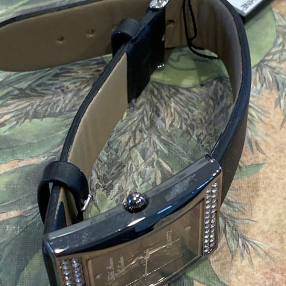 Fifth Avenue Black Watch - Ladies  - NWT - Picture 2 of 4